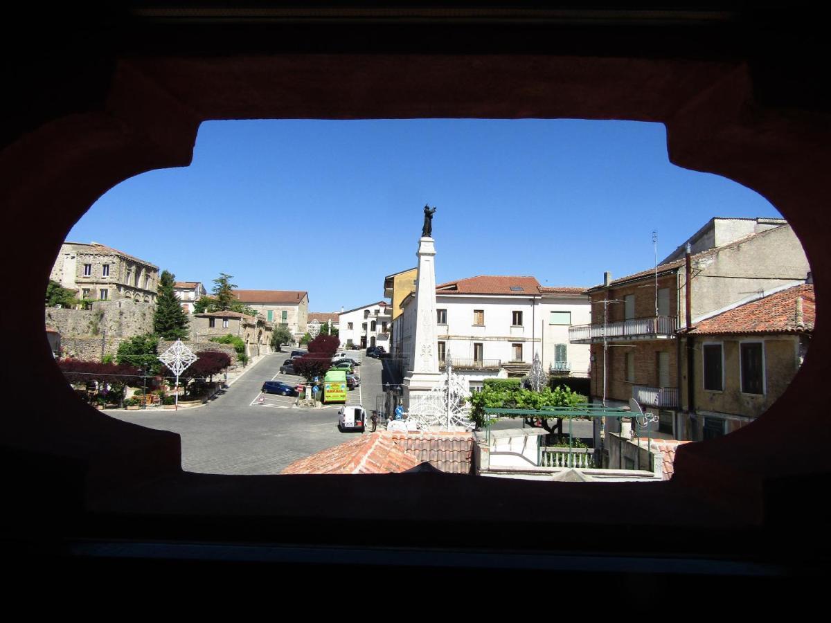 Antichi Feudi Dimora D'Epoca Hotel Teggiano Bagian luar foto