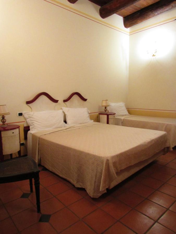 Antichi Feudi Dimora D'Epoca Hotel Teggiano Bagian luar foto