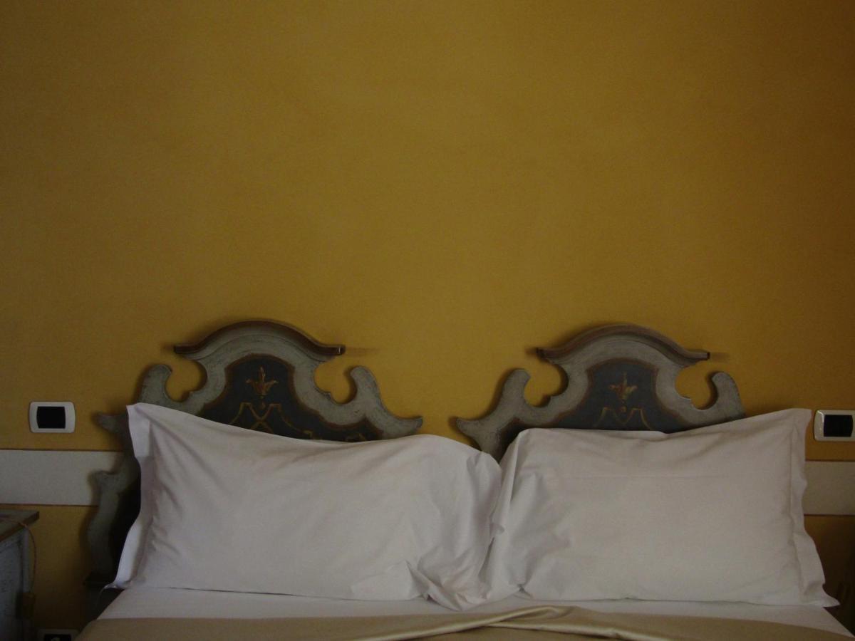 Antichi Feudi Dimora D'Epoca Hotel Teggiano Bagian luar foto