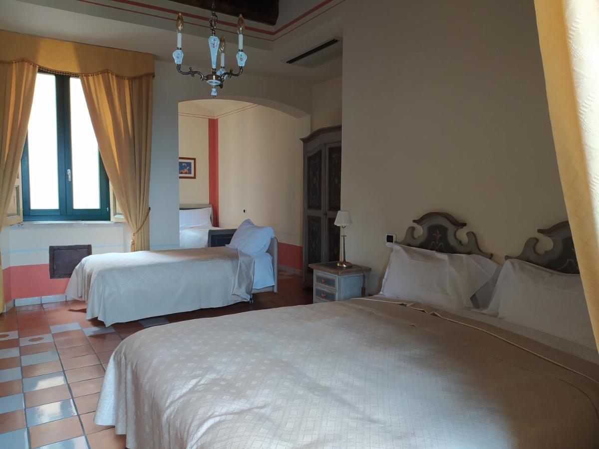 Antichi Feudi Dimora D'Epoca Hotel Teggiano Bagian luar foto
