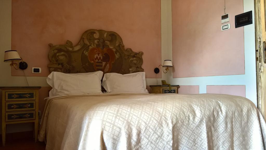 Antichi Feudi Dimora D'Epoca Hotel Teggiano Bagian luar foto
