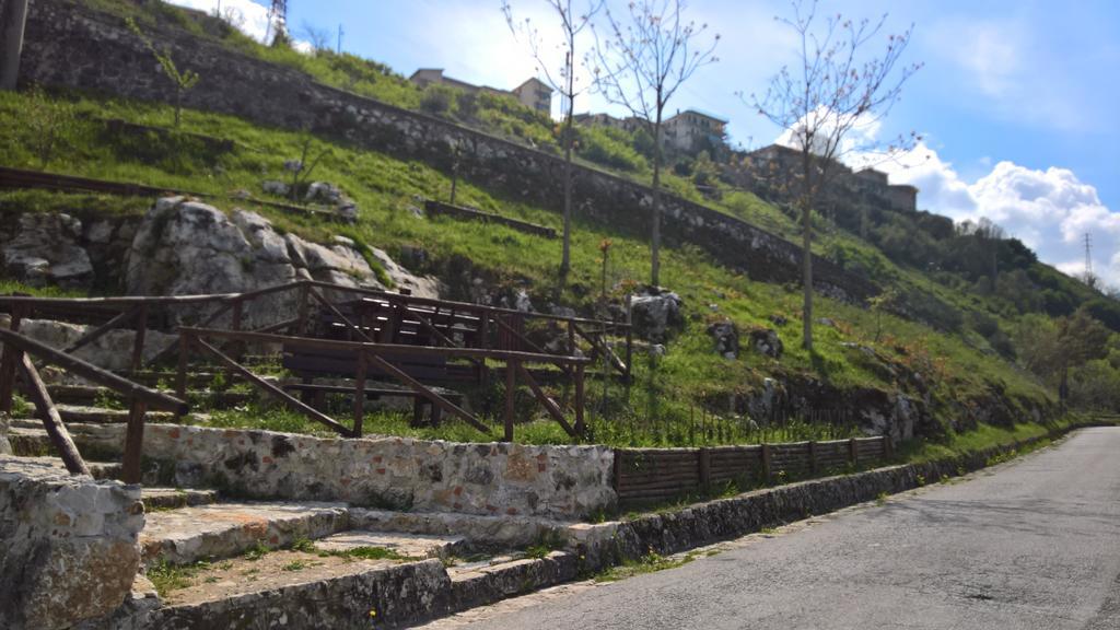 Antichi Feudi Dimora D'Epoca Hotel Teggiano Bagian luar foto