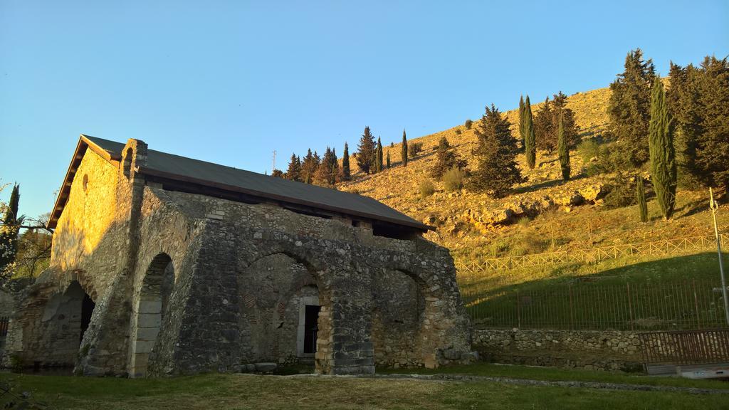 Antichi Feudi Dimora D'Epoca Hotel Teggiano Bagian luar foto